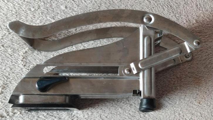 NIEUW professional fritessnijder, patatsnijder, frietsnijder, Huis en Inrichting, Keuken | Keukenbenodigdheden, Zo goed als nieuw