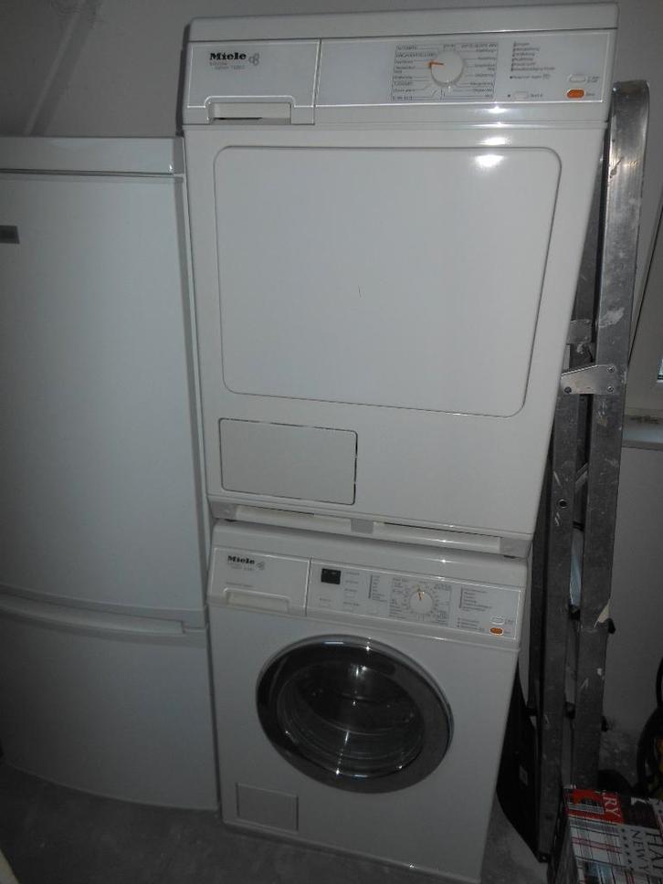 Te koop: Droger en wasmachine van het merk Miele, Witgoed en Apparatuur, Wasdrogers, Zo goed als nieuw, Condens, 8 tot 10 kg, 85 tot 90 cm