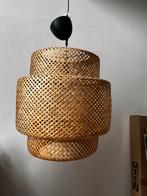 Ikea rotanlamp, Ophalen