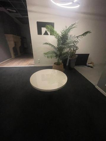  Metz Salontafel met metaal onderstel  beschikbaar voor biedingen
