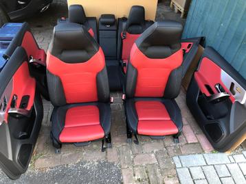 Mercedes W177 A-klasse interieur – verwarmde stoelen - leer beschikbaar voor biedingen