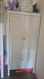 Sundvik kledingkast, Huis en Inrichting, Kasten | Kledingkasten, Ophalen of Verzenden, Gebruikt, 50 tot 75 cm, 150 tot 200 cm