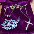 Set Bijouterie Goudkleurig Collier Kruisbeeld & Broche, Overige materialen, Verzenden, Nieuw, Goud