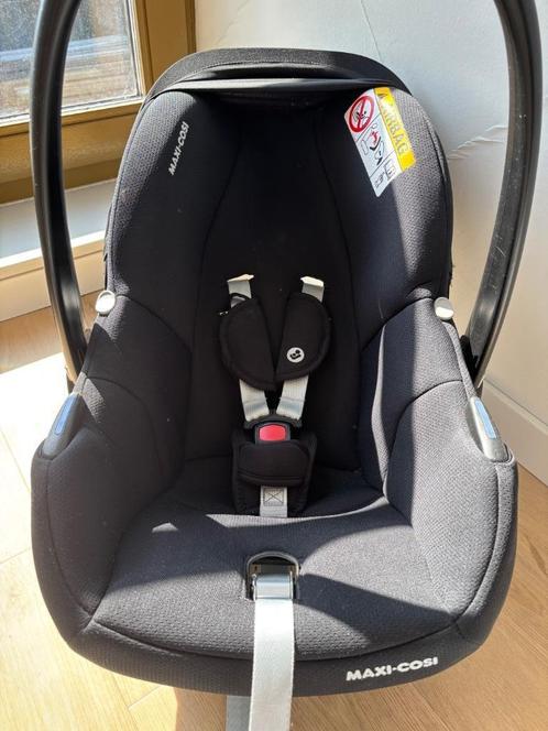 Maxi-Cosi Cabriofix i-Size, Kinderen en Baby's, Autostoeltjes, Zo goed als nieuw, Maxi-Cosi, 0 t/m 13 kg, Isofix, Ophalen