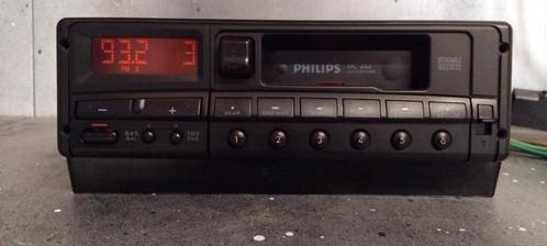 Philips DC 242 Radio Cassette Youngtimer Oltimer, Auto diversen, Autoradio's, Zo goed als nieuw, Ophalen of Verzenden