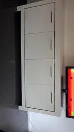Mooie witte dressoir, Huis en Inrichting, Kasten | Dressoirs, Ophalen of Verzenden, Zo goed als nieuw, 25 tot 50 cm, 200 cm of meer
