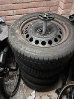 Winterbanden plus velgen 17inch, Ophalen, Zo goed als nieuw
