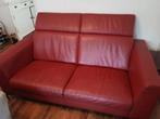 Mooie rode tweezits bank, Ophalen, 150 tot 200 cm, Tweepersoons, 75 tot 100 cm