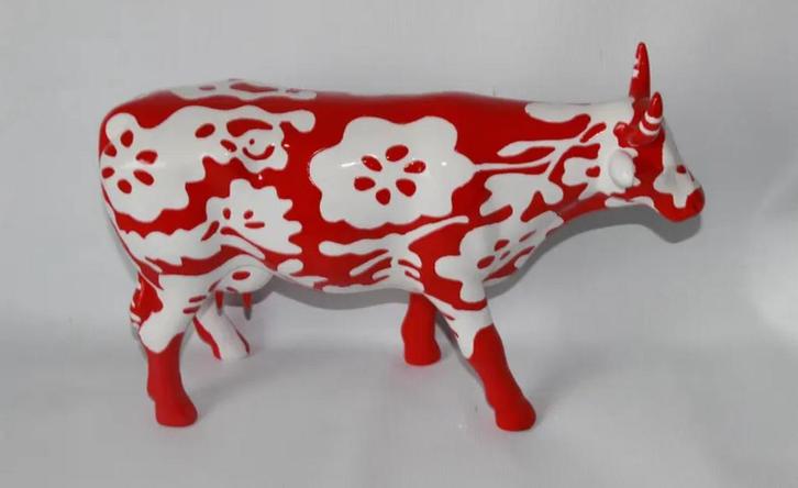Cow parade Bertuno by Marcel Wanders large, Antiek en Kunst, Kunst | Beelden en Houtsnijwerken, Ophalen