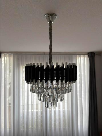 Mooie kroonluchter 45cm met 6 lampen beschikbaar voor biedingen