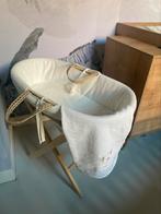 Mozes wieg Crème incl. bekleding & standaard, Kinderen en Baby's, Babywiegjes en Ledikanten, Ophalen, Zo goed als nieuw, Wieg