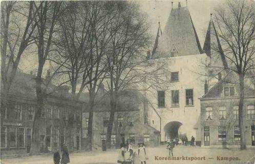 (301-369-017) Kampen Korenmarktspoort, Verzamelen, Ansichtkaarten | Nederland, Overijssel, Ophalen of Verzenden