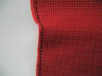 Kvadrat Pro 2 621 roodtinten; restant meubelstof, Hobby en Vrije tijd, Stoffen en Lappen, Nieuw, Overige materialen, 30 tot 200 cm