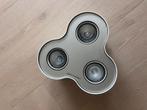 Mooie plafondlamp. Massive Nero, wit, met drie spotjes, Huis en Inrichting, Lampen | Plafondlampen, Ophalen of Verzenden, Zo goed als nieuw