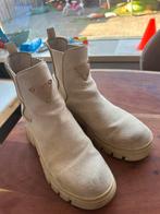 Merk schoenen kleine prijs weg, Ophalen of Verzenden, Zo goed als nieuw, Sneakers of Gympen