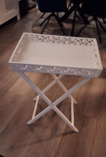 Witte Butlertray Tafel beschikbaar voor biedingen