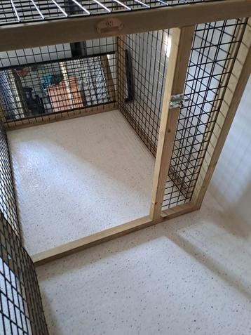 Dierenverblijf te koop beschikbaar voor biedingen