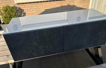 Ikea Besta wandmeubel beschikbaar voor biedingen