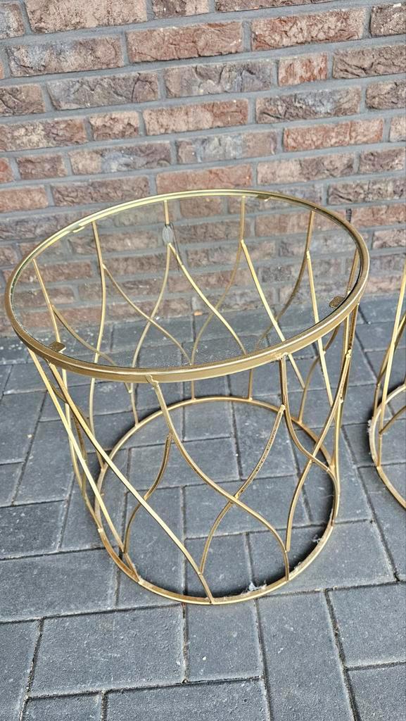 Twee Gouden Glazen Salontafels Riverdale., Huis en Inrichting, Tafels | Bijzettafels, Gebruikt, Rond, Minder dan 45 cm, Minder dan 55 cm