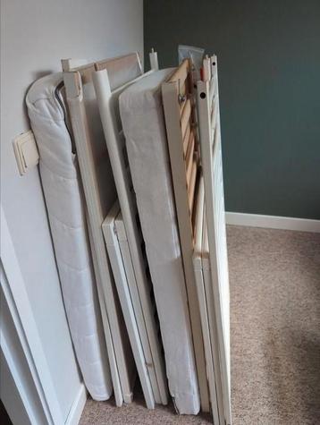 Ikea ledikant incl matras beschikbaar voor biedingen