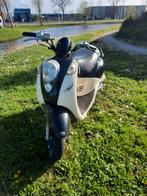 Sym mio 50 MOET SNEL WEG, Fietsen en Brommers, Benzine, Maximaal 45 km/u, 50 cc, Mio