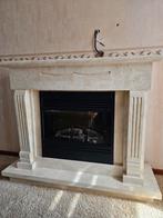 Mooie marmeren schouw met elektrische haard, Ophalen