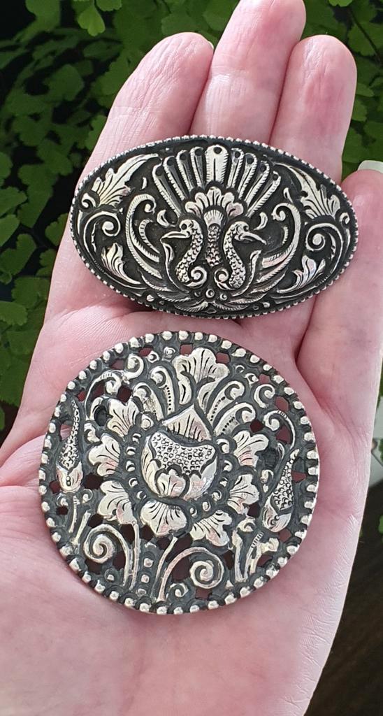 XL Antiek zilveren broches, Lotus en paradijsvogels, Sieraden, Tassen en Uiterlijk, Antieke sieraden, Broche, Zilver, Verzenden