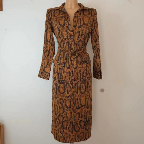 Zara jurk 36 slang, Kleding | Dames, Jurken, Zo goed als nieuw, Maat 36 (S), Overige kleuren, Onder de knie, Verzenden