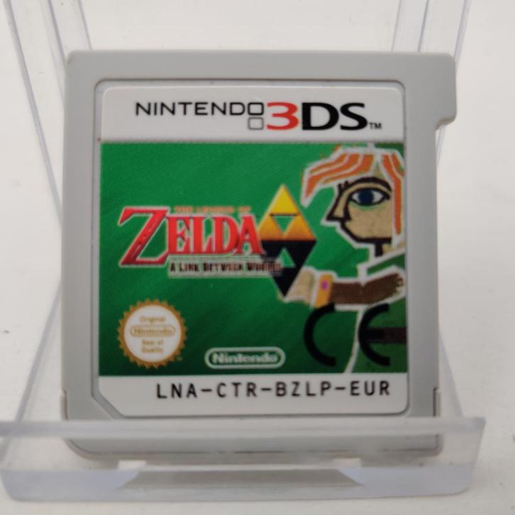 The Legend of Zelda: A Link Between Worlds - 3DS nu €19.99, Spelcomputers en Games, Games | Nintendo 2DS en 3DS, Zo goed als nieuw