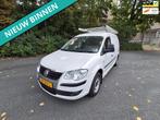 Volkswagen Caddy 1.6 TDI Maxi BMT ORG NED AUTO MET NAP ERBIJ, Auto's, Voorwielaandrijving, Euro 5, Stof, Zwart