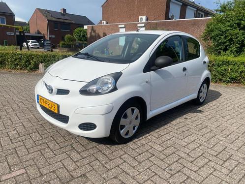 Toyota Aygo 1.0-12V Cool, Auto's, Toyota, Bedrijf, Te koop, Aygo, ABS, Airbags, Airconditioning, Metallic lak, Radio, Startonderbreker