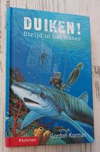 Duiken! Strijd in het water - Gordon Korman, Ophalen of Verzenden, Gordon Korman, Fictie algemeen
