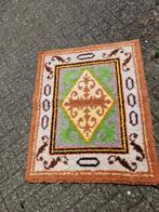 tafelkleed vintage wol, Huis en Inrichting, Tafelkleden, Ophalen of Verzenden, 'T Olde Gre-j, Info@toldegrej.nl, Endepoelstraat 20f Didam