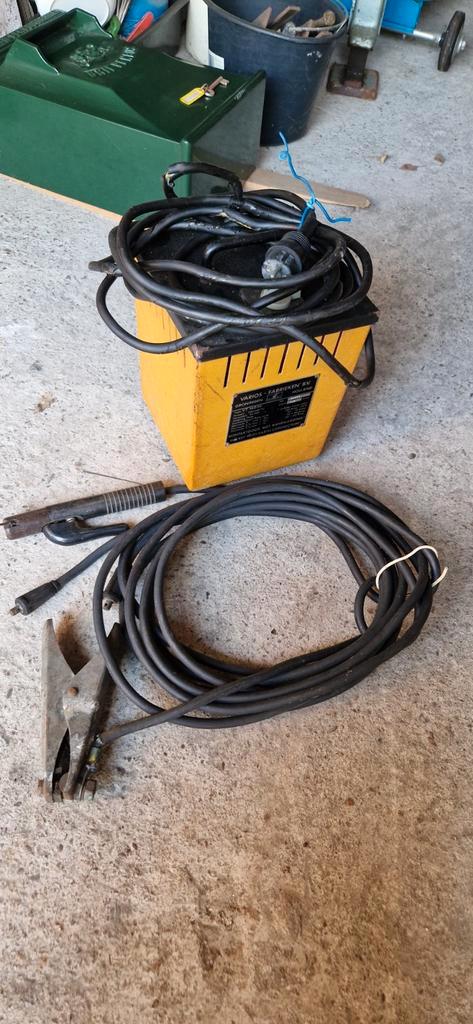Lasapparaat Varios Fabrieken B.V. VT 140/m, Doe-het-zelf en Verbouw, Gereedschap | Lasapparaten, Gebruikt, Elektroden, Minder dan 150 ampère