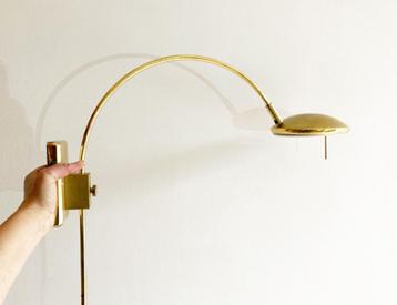 Goudkleurige vintage booglamp. Retro design lamp, Steinhauer beschikbaar voor biedingen
