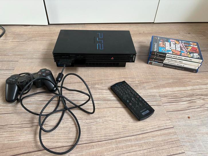 Playstation 2 met games, controller en afstandbediening, Spelcomputers en Games, Spelcomputers | Sony PlayStation 2, Gebruikt