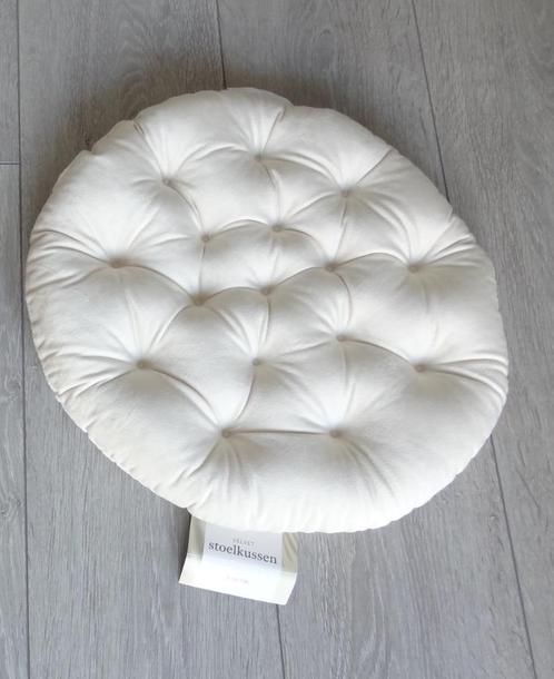 NIEUW! Velvet Stoelkusssen Rond 40CM, Huis en Inrichting, Woonaccessoires | Kussens, Nieuw, Beige, Rond, Ophalen of Verzenden
