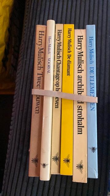 7 harry mulisch boeken beschikbaar voor biedingen