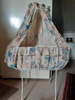 Antieke/ vintage poppenwieg met holly hobby bekleding., Kinderen en Baby's, Zo goed als nieuw, Ophalen