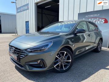 Hyundai I30 1.5 T-GDi MHEV Premium / Clima / Cruise / Navi / beschikbaar voor biedingen