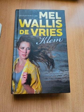 Mel Wallis de Vries - Klem beschikbaar voor biedingen