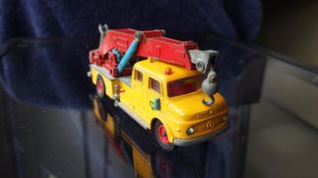 Siku V 293 Mercedes Benz Kranwagen (1969-74) beschikbaar voor biedingen