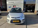 Hyundai i10 1.1 Dynamic XL, Auto's, Hyundai, Origineel Nederlands, Te koop, Zilver of Grijs, 5 stoelen