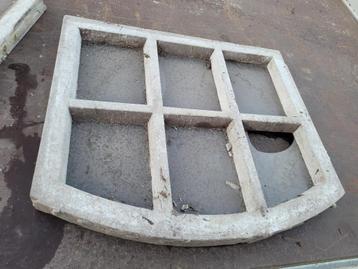 Betonnen stal ramen beschikbaar voor biedingen