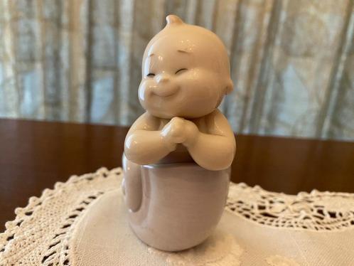 Nao by Lladró - Baby in Slakschelp, Antiek en Kunst, Curiosa en Brocante, Ophalen of Verzenden