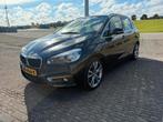 BMW 2-Serie Active Tourer 225xe 224pk Aut 2015 Zwart, Automaat, 136 pk, Zwart, Zwart