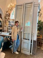 Oude luiken/ deuren met glas, ook leuk als deco, brocante, Ophalen of Verzenden