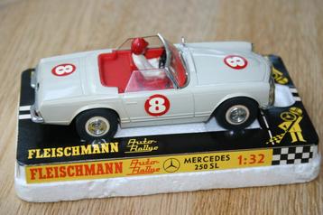 Fleischmann auto ralley grijze Mercedes 3260 in ovp.  beschikbaar voor biedingen