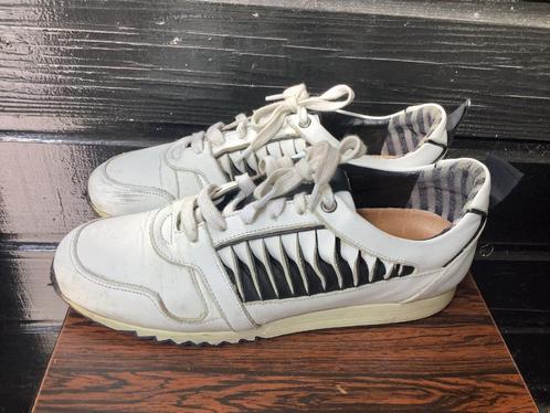 SNEAKERS  MT 39 V BOMMELEN  " GROTESQUE ", Kleding | Dames, Schoenen, Gedragen, Sneakers of Gympen, Ophalen of Verzenden