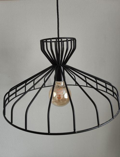 Hanglamp Bowie met lichtbron, Huis en Inrichting, Lampen | Hanglampen, Zo goed als nieuw, Minder dan 50 cm, Metaal, Ophalen